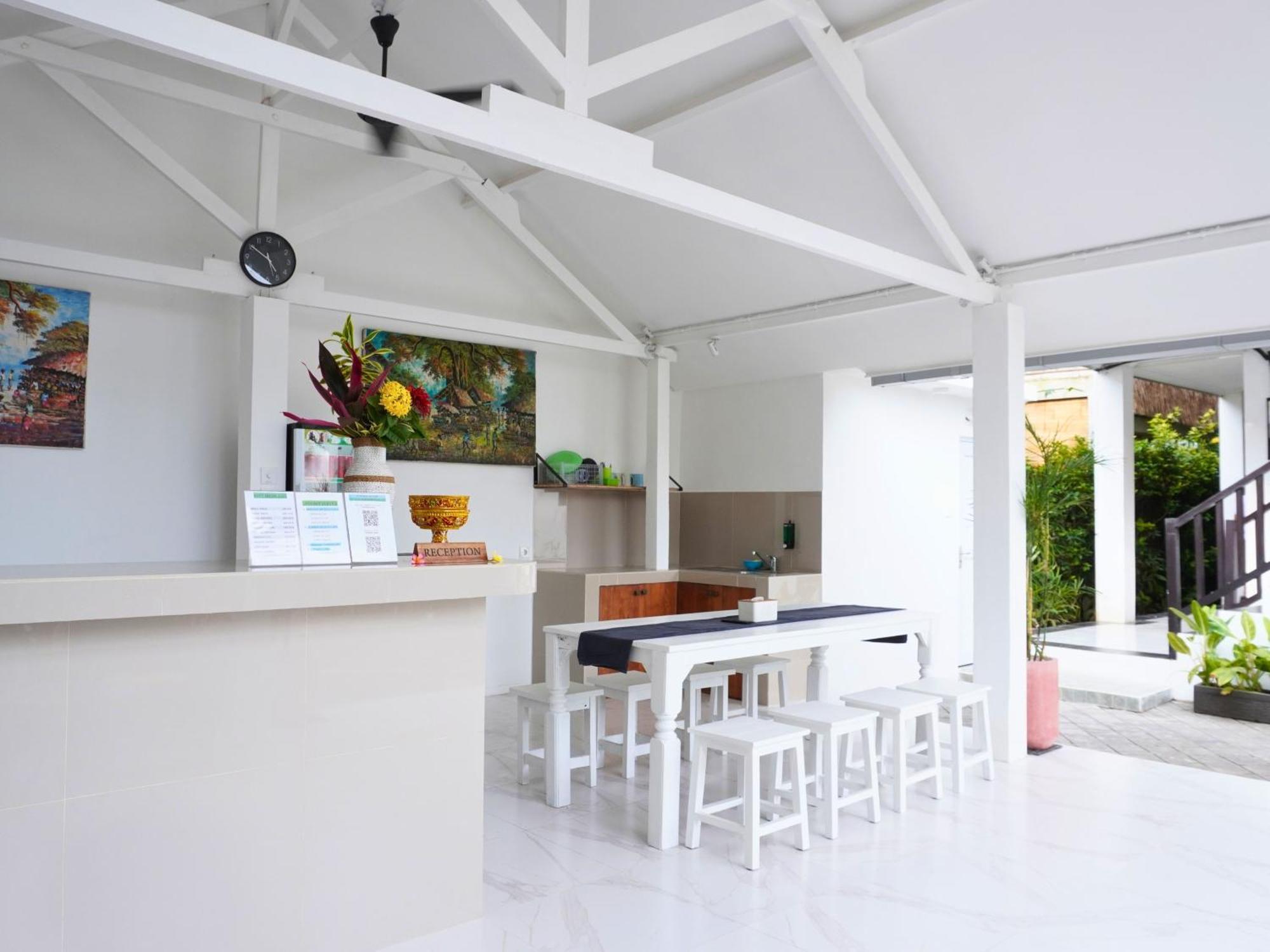 Summer Of Surf Hostel Uluwatu Ungasan  Ngoại thất bức ảnh
